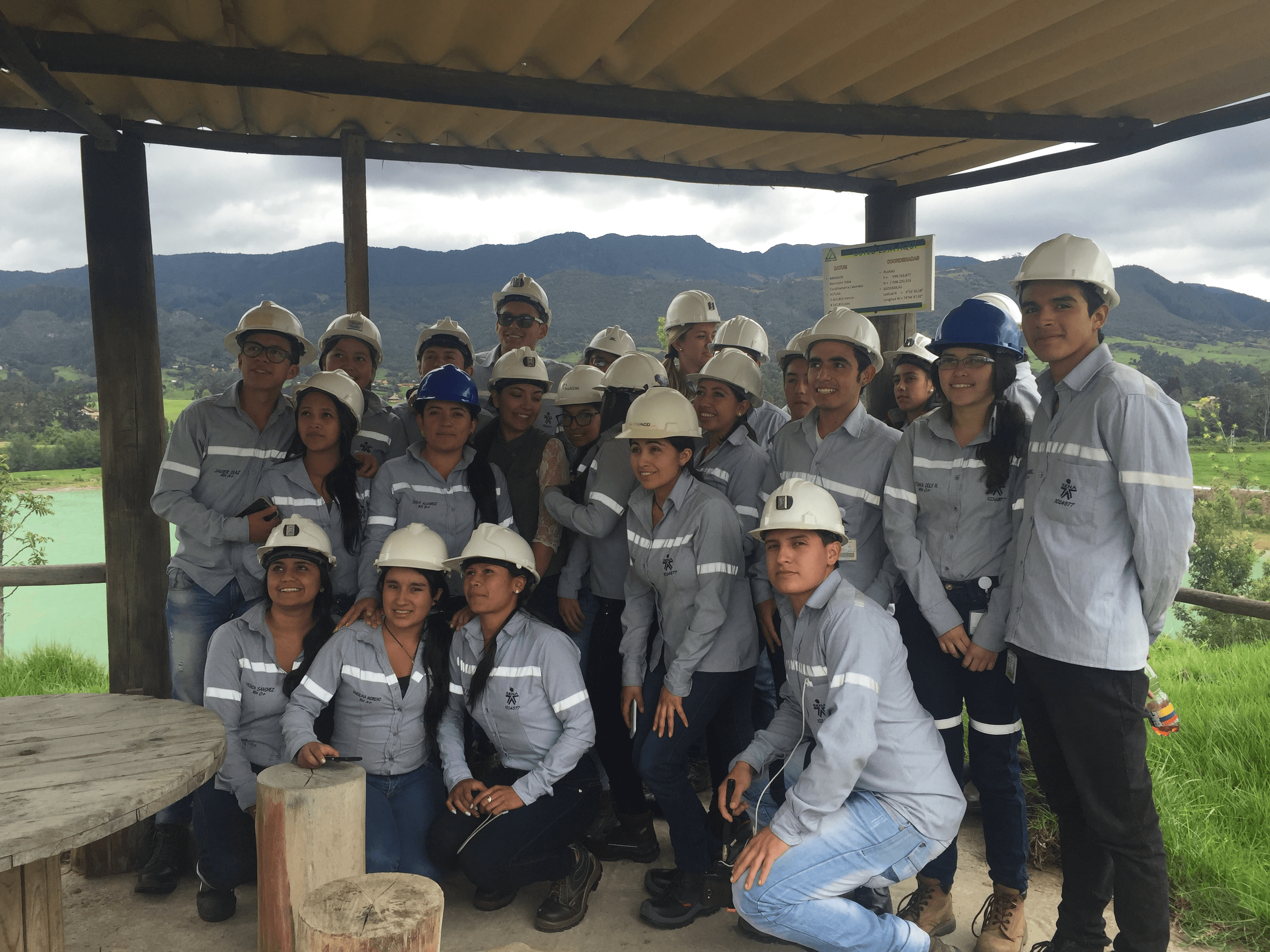 VISITA SENA CONTROL AMBIENTAL A TABIO 11 MAYO 2016 (16)